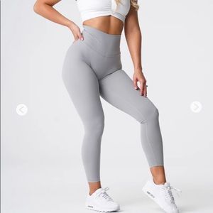 Nvgtn signature leggings in small !